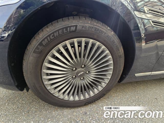 Genesis G90 Luxury, 2021 20