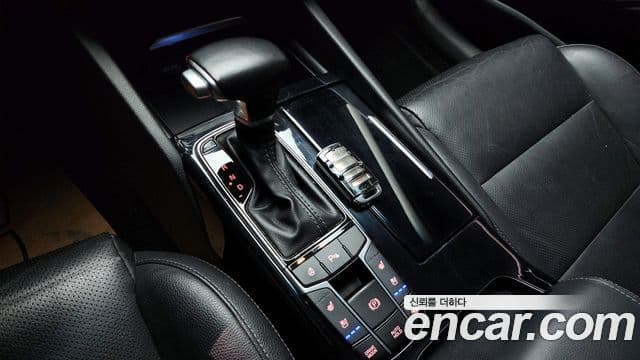 Kia All New K7 Prestige, 2017 9