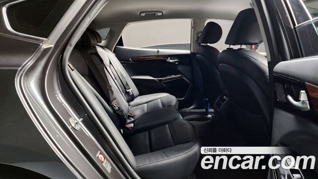 Kia All New K7 Prestige, 2017 12