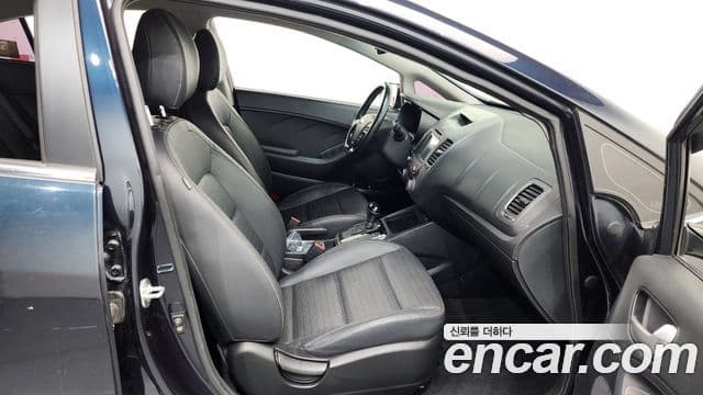 Kia The / новый New K3 Style, 2017 11