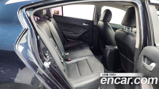 Kia The / новый New K3 Style, 2017 12