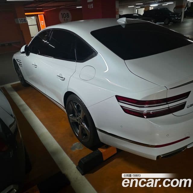 Genesis G80 (RG3) бензин 3.5 турбо AWD, 2022 4