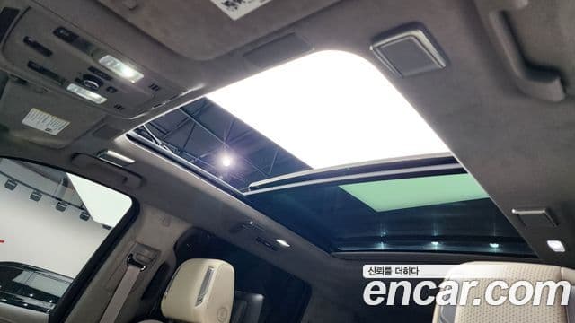 Cadillac Escalade 5세대 ESV Premium Luxury Platinum, 2022 18