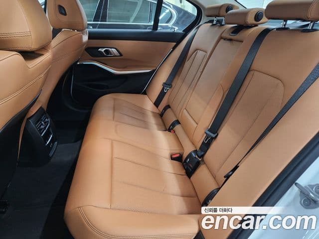 BMW 3시리즈 (G20), 2025 11