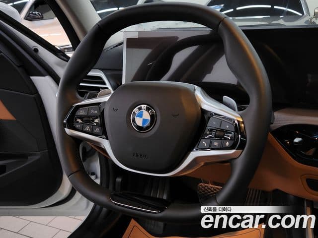 BMW 3시리즈 (G20), 2025 18