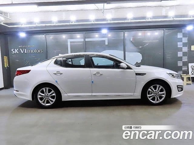 Kia K5 Prestige, 2011 3