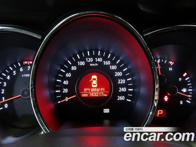 Kia K5 Prestige, 2011 9