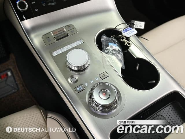 Genesis GV70, 2025 9