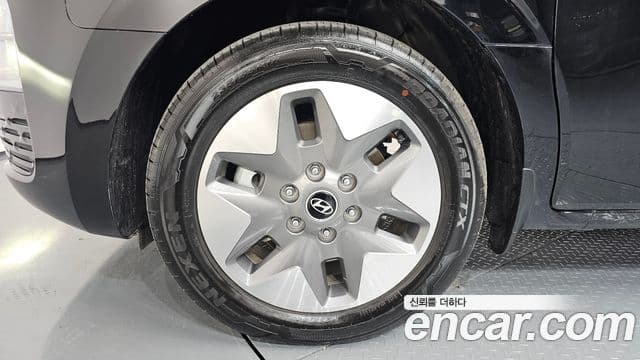 Hyundai Staria Modern, 2025 все фото