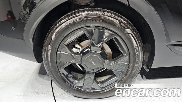 Kia The / новый New Sportage 5세대 Signature X Line, 2025 все фото