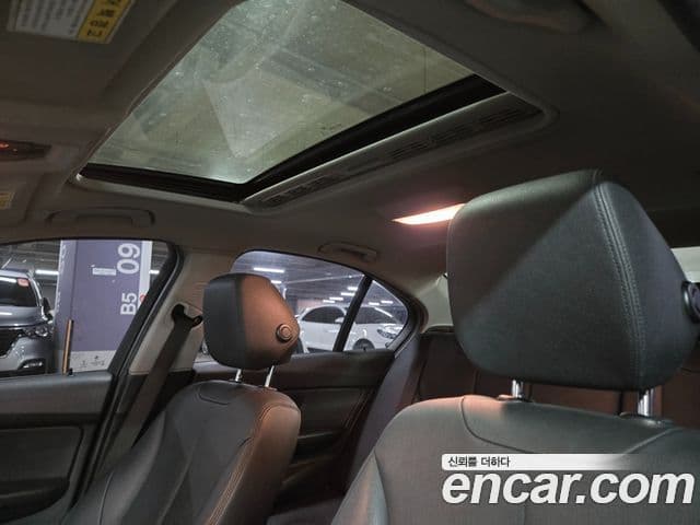 BMW 3시리즈 (F30), 2017 12