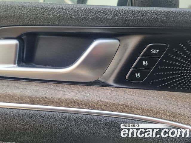 Kia K5 гибрид 3세대 Signature, 2020 17