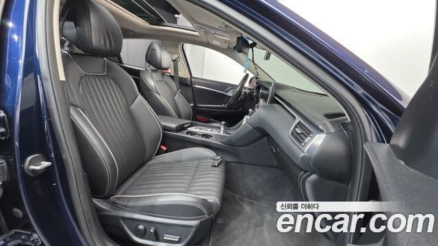 Genesis G70 Supreme, 2018 10