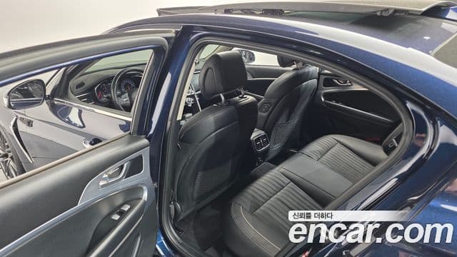 Genesis G70 Supreme, 2018 17