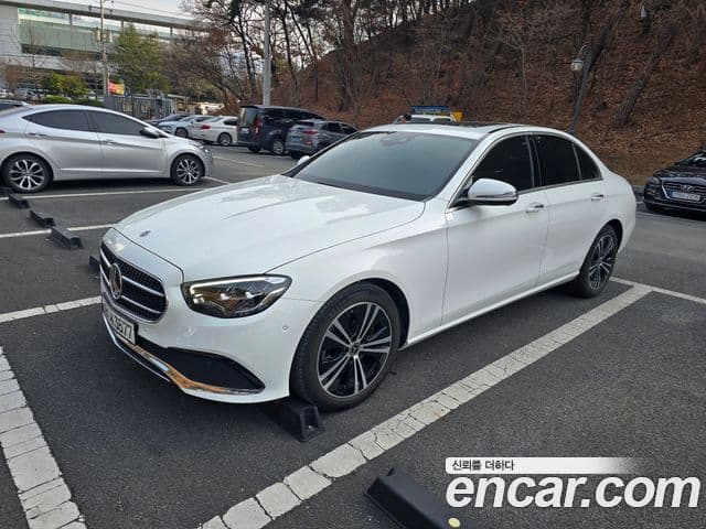 Mercedes-Benz E-класс W213 Avantgarde, 2021 1