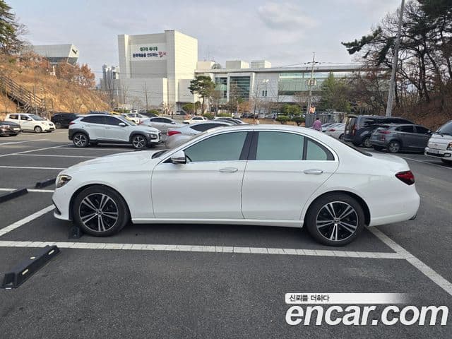 Mercedes-Benz E-класс W213 Avantgarde, 2021 15