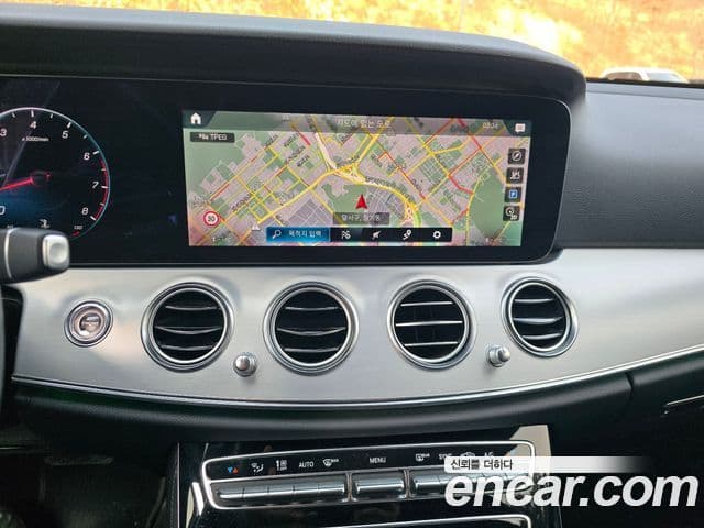 Mercedes-Benz E-класс W213 Avantgarde, 2021 16