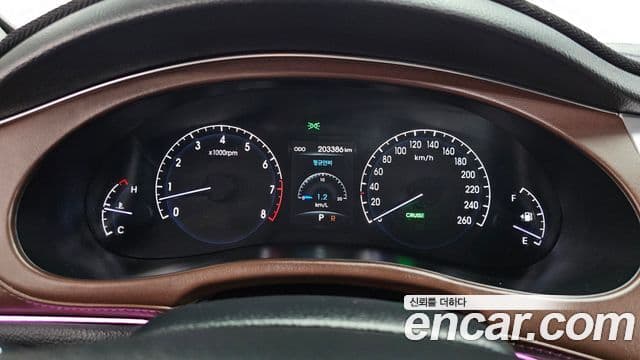 Hyundai Genesis VIP팩, 2012 8