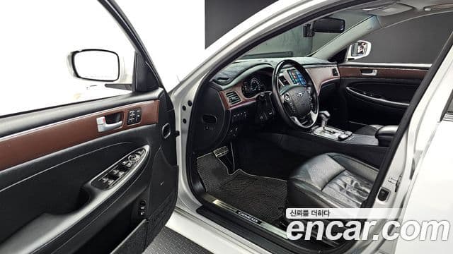Hyundai Genesis VIP팩, 2012 10