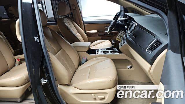 Kia All New Carnival Noblesse, 2018 10