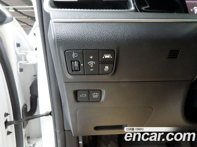 Kia K5 гибрид 3세대 Prestige, 2023 14