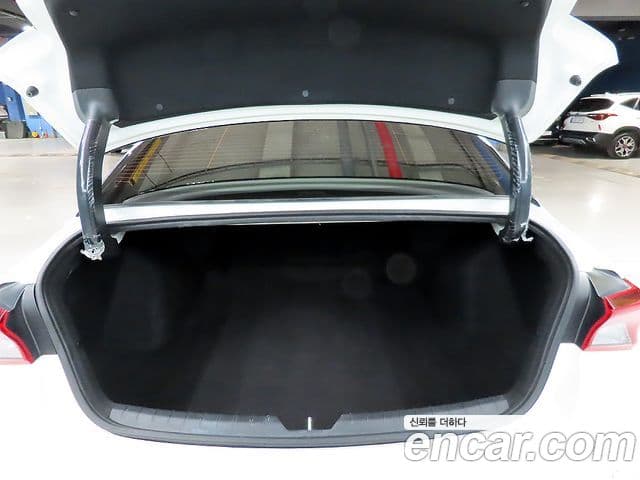 Kia K5 гибрид 3세대 Prestige, 2023 17