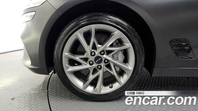 Genesis The / новый New G70, 2024 все фото