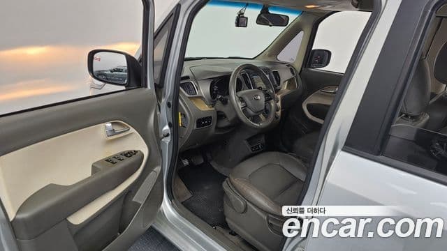 Kia Ray Luxury bi-fuel, 2013 10