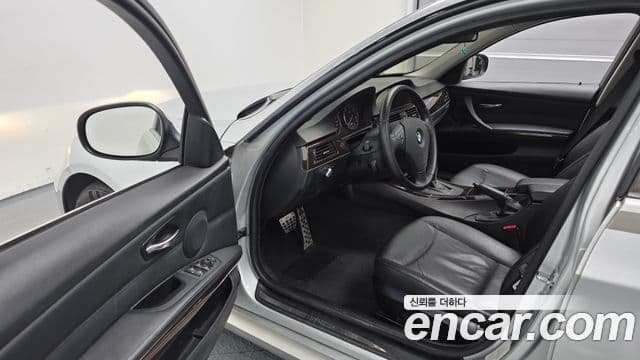 BMW 3시리즈 (E90) 320d седан, 2009 11