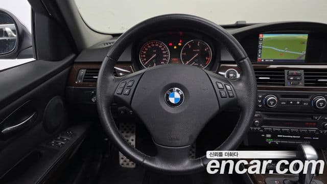 BMW 3시리즈 (E90) 320d седан, 2009 13