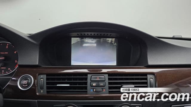 BMW 3시리즈 (E90) 320d седан, 2009 14