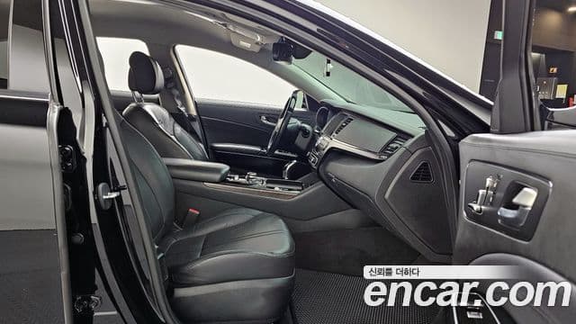 Kia K9 Special, 2013 10