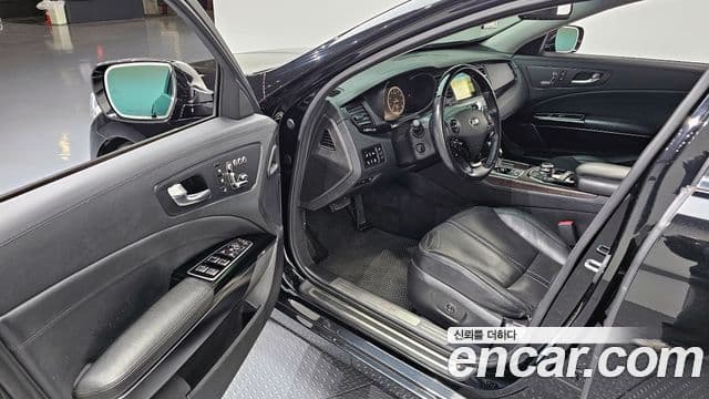 Kia K9 Special, 2013 11