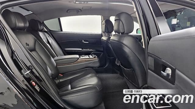 Kia K9 Special, 2013 12