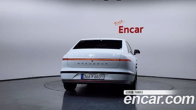 Hyundai Grandeur (GN7) Premium, 2023 4