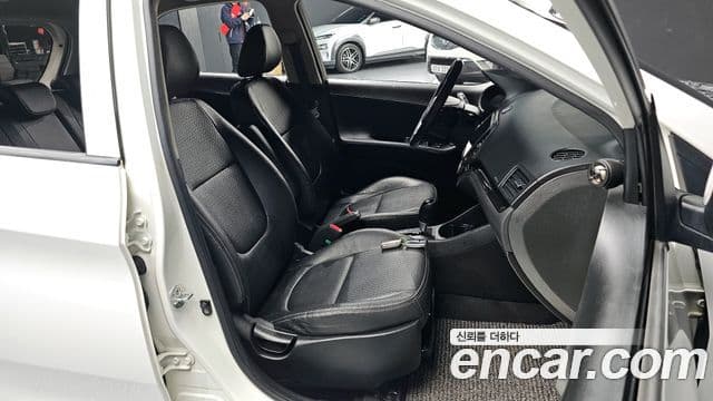 Kia All New Morning Luxury Sport, 2014 10