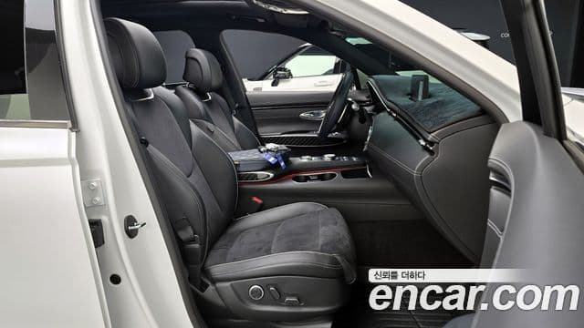 Genesis GV70, 2021 10