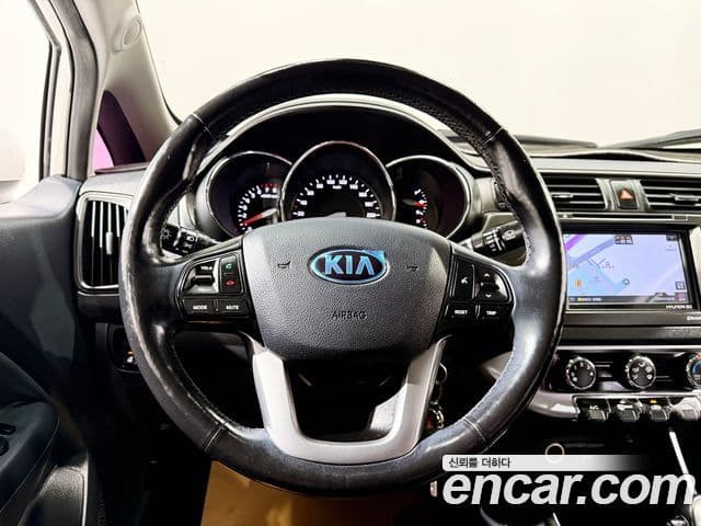 Kia All New Pride Deluxe, 2014 6