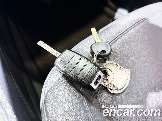 Kia All New Pride Deluxe, 2014 16