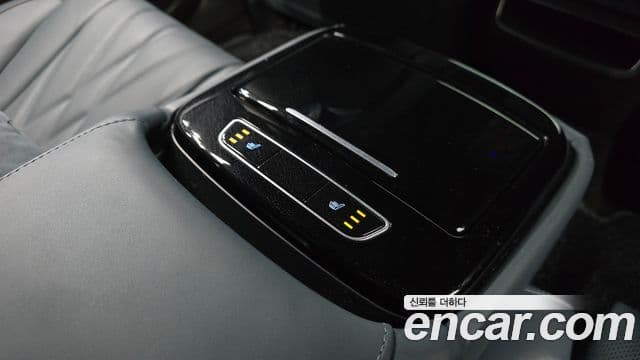 Genesis electrified G80 (RG3) e-AWD, 2023 18