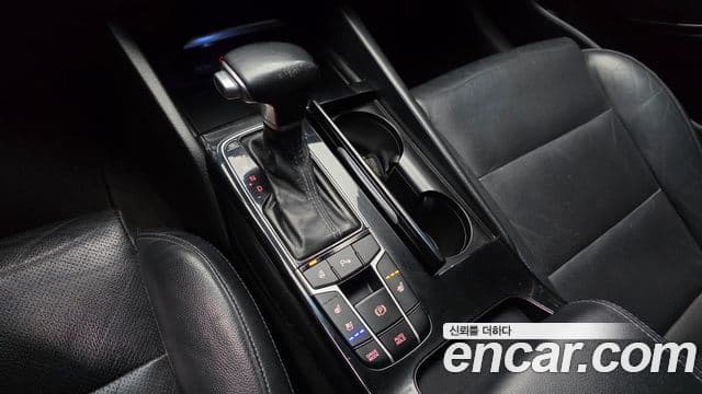 Kia All New K7 3.0 LPI Luxury (арендный автомобиль), 2017 9