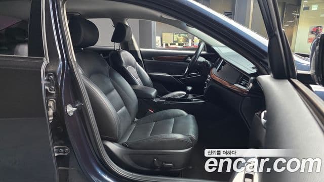 Kia All New K7 3.0 LPI Luxury (арендный автомобиль), 2017 10