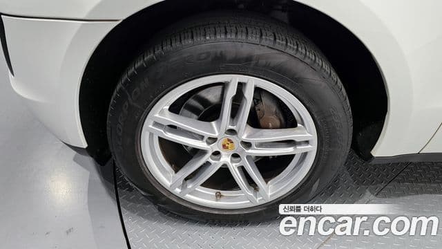 Porsche Macan 95B, 2018 все фото