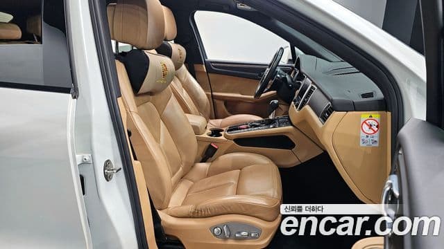 Porsche Macan 95B, 2018 10