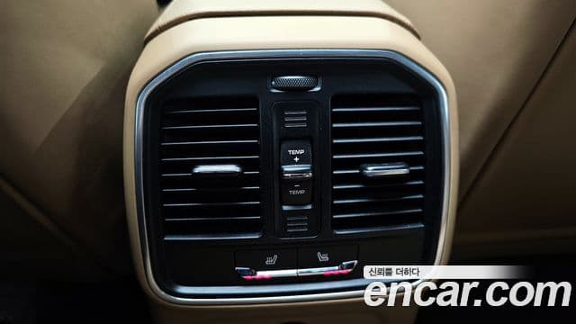 Porsche Macan 95B, 2018 17