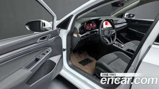 Volkswagen Гольф 8세대 Prestige, 2022 10