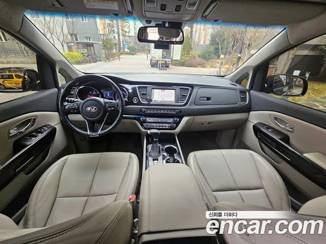 Kia The / новый New Carnival Special, 2019 10