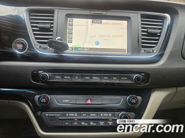 Kia The / новый New Carnival Special, 2019 18