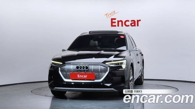 Audi e-Tron, 2020 3