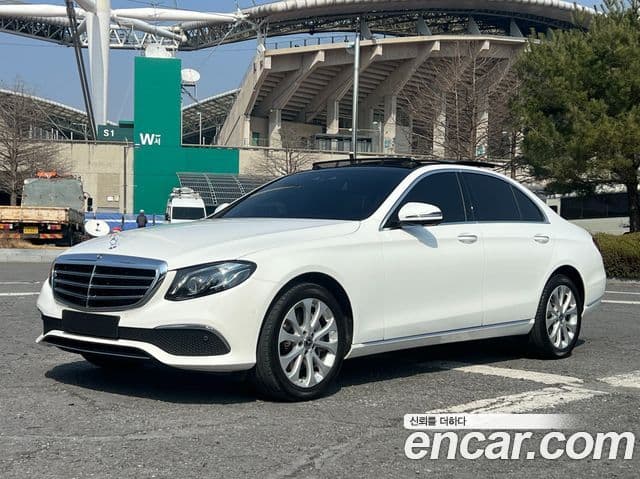 Mercedes-Benz E-класс W213 Exclusive, 2019 3